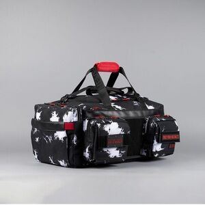 WOLFPAK GYM DUFFEL BAG (LARGE)